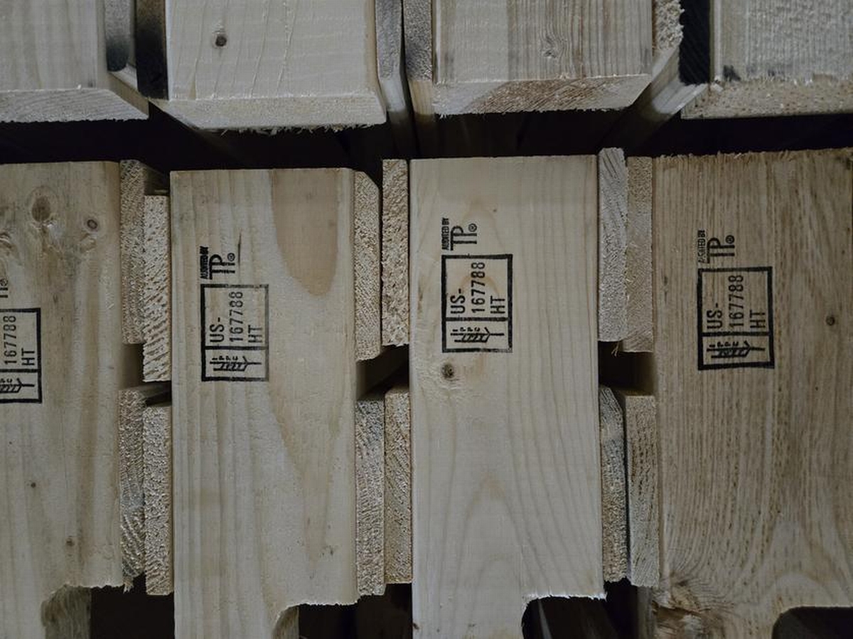 What Type of Wood Are Pallets Made Of?